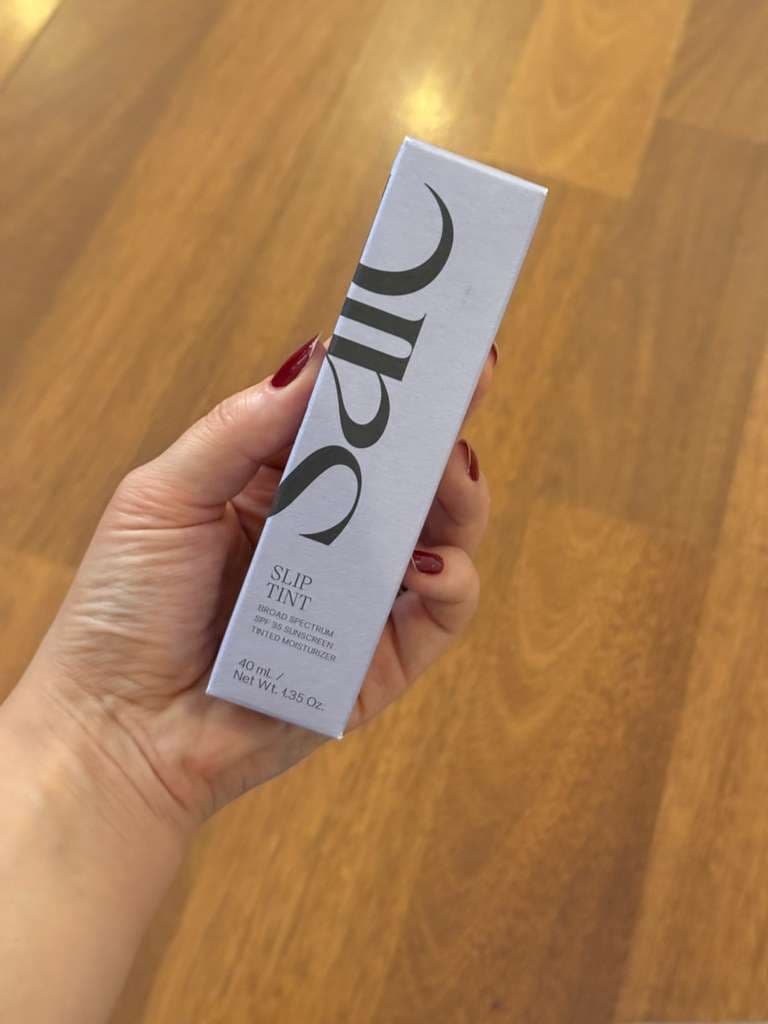 Saie Slip Tint Renkli Nemlendirici