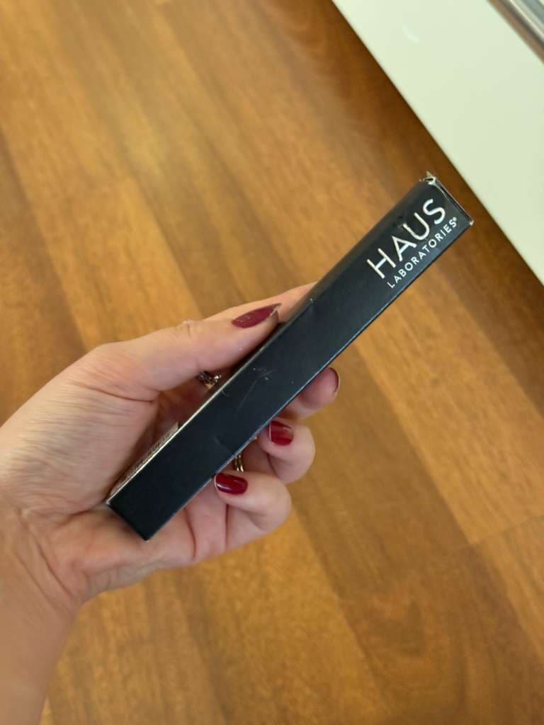 Haus Laboratories Likit Dudak Ürünü