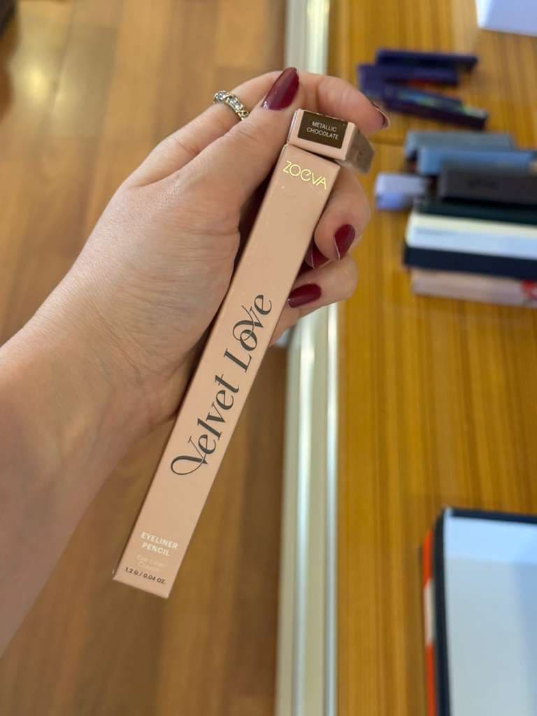 ZOEVA Velvet Love Göz Kalemi - Metalik Chocolate