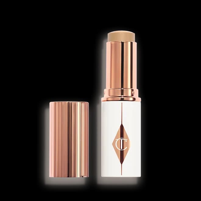 Charlotte Tilbury Unreal Skin Işıltılı Fondöten Stick - 5 Medium