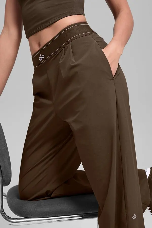 Alo Yoga Suit Up Pantolon - Espresso S beden