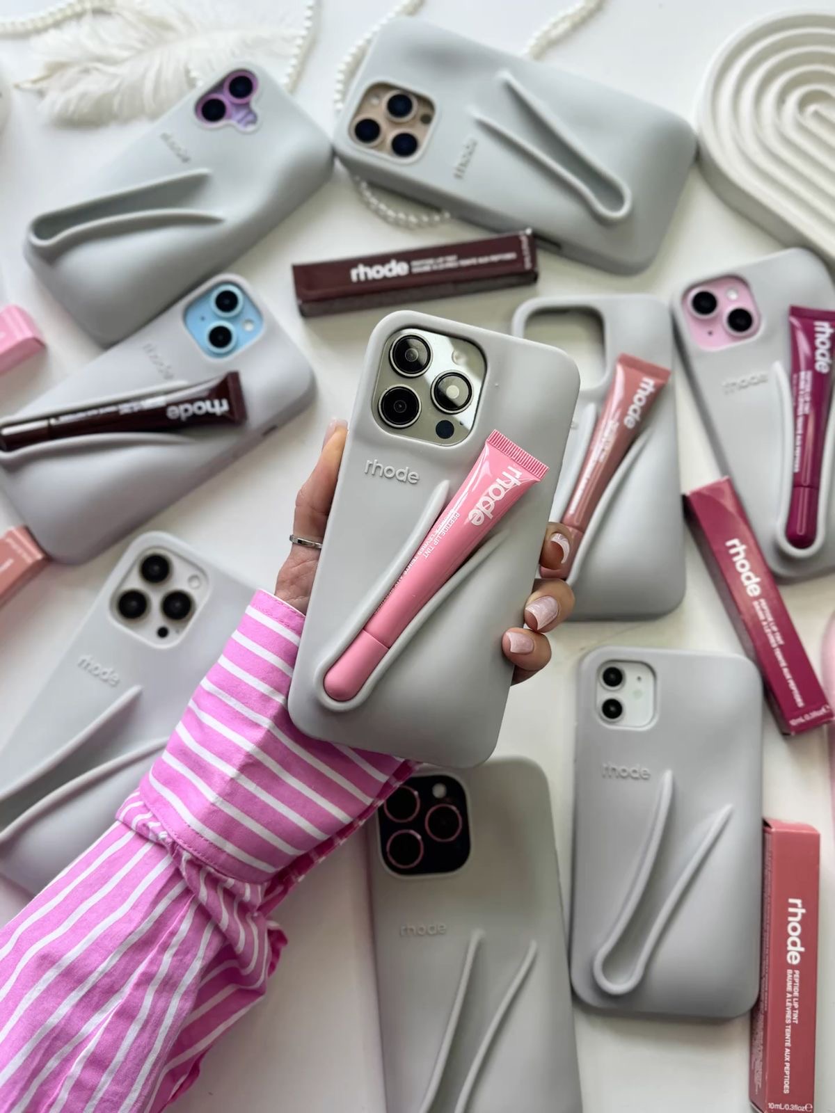 Rhode iPhone 15 Pro Telefon Kılıfı - Gri